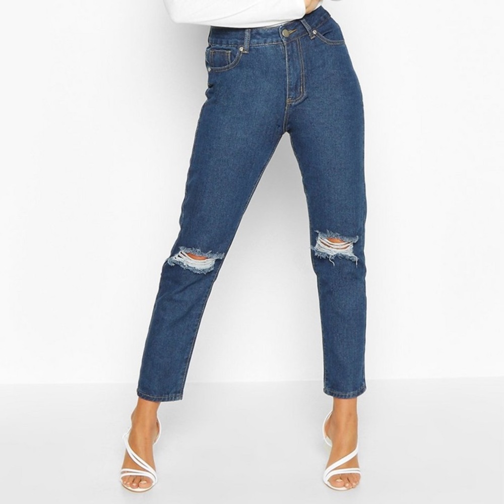 Highrise distressed straight leg jeans from BooHoo